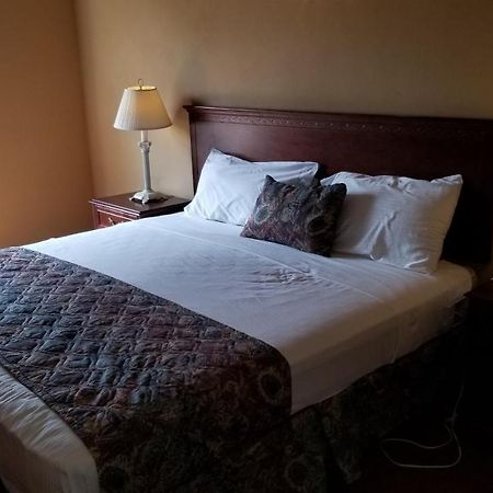 Guest House Villa Mishkan Runaway Bay Exterior foto